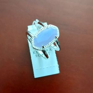 NWT Kendra Scott Elyse Ring Size 5